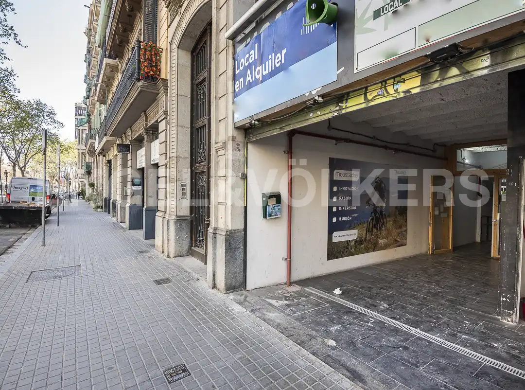 Local comercial en venta en Eixample