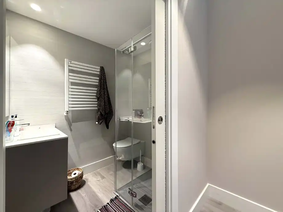 Baño de Piso en venta en Vitoria - Gasteiz con Calefacción y Amueblado
