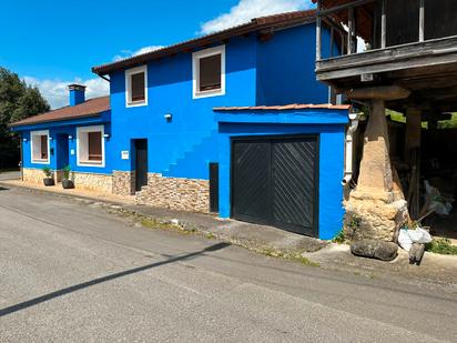 Vista exterior de Finca rústica de lloguer en Gijón  amb Calefacció, Terrassa i Moblat