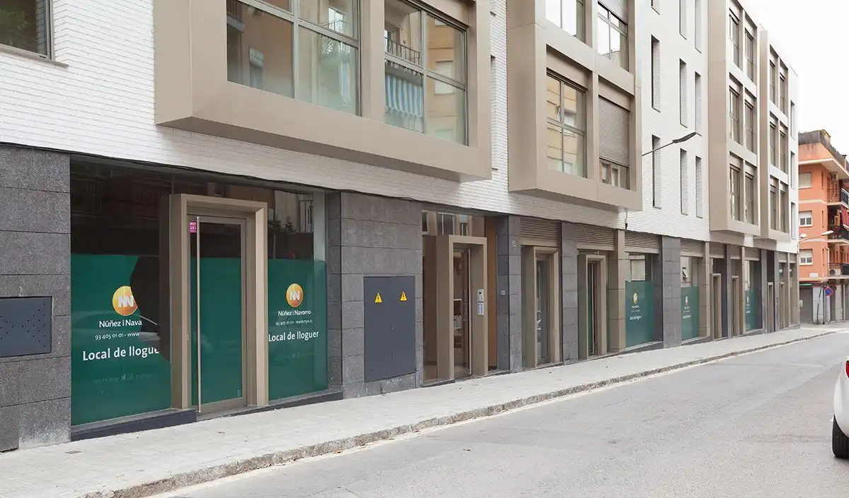 Vista exterior de Local de lloguer en Mataró