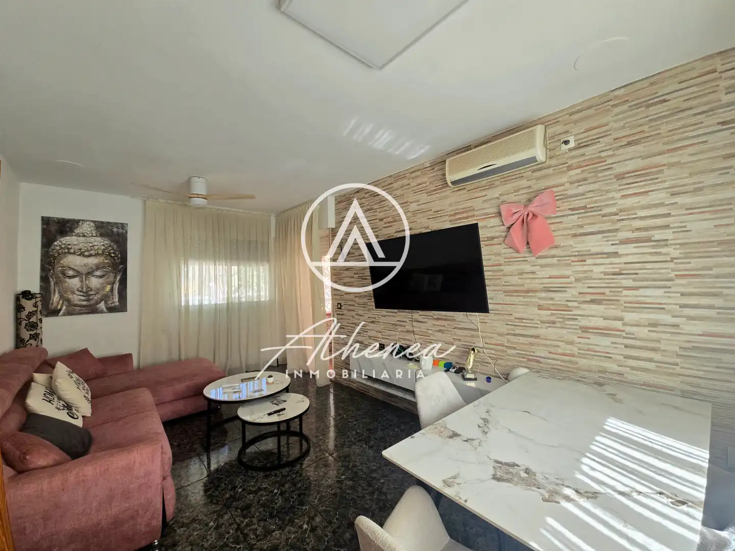 Sala de estar de Casa adosada en venta en Vícar con Aire acondicionado, Calefacción y Terraza