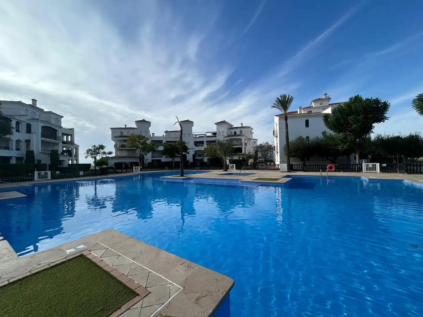 Piscina de Ático en venta en La Torre Golf