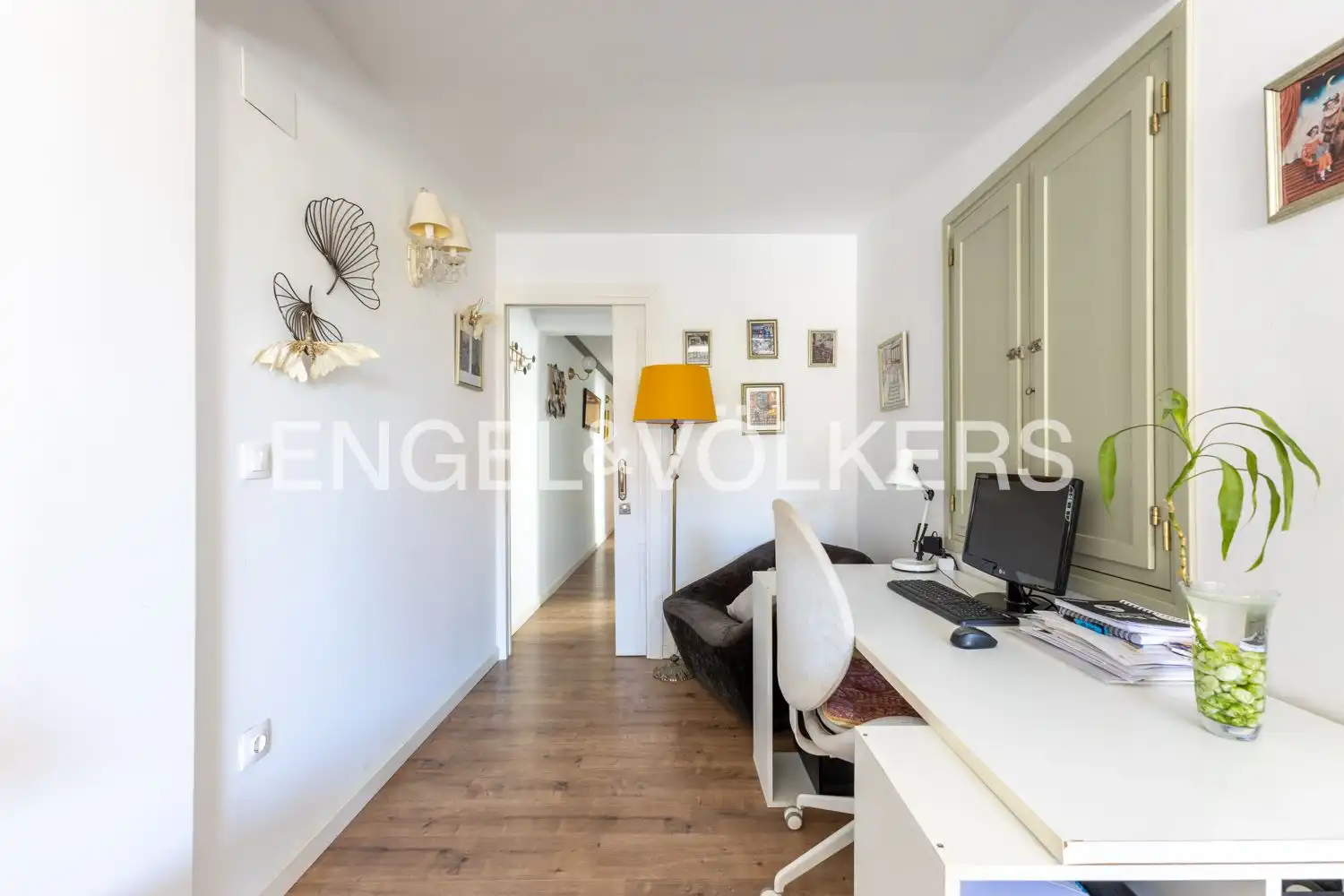 Wohnung zum Verkauf in Valencia mit Klimaanlage, Heizung und Abstellraum