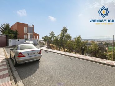 Terreno residenziale in vendita a Calle de Keops 105
