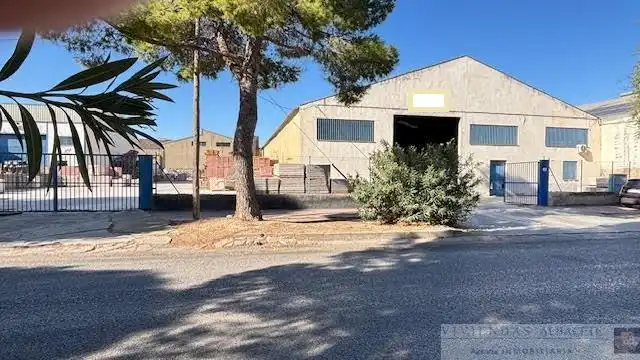 Industriegebäude zum Verkauf in Pedanías - Extrarradio