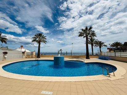 Piscina de Apartament en venda en Calpe / Calp amb Aire condicionat, Calefacció i Terrassa