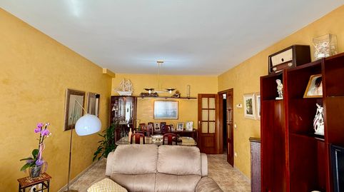 Foto 5 de Casa adosada en venta en Carrer Padró, Palau-saverdera, Girona