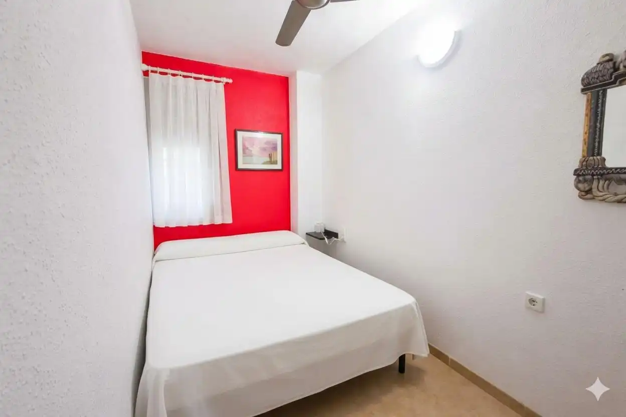 Habitación de Piso en venta en Cullera con Terraza, Amueblado y Piscina comunitaria