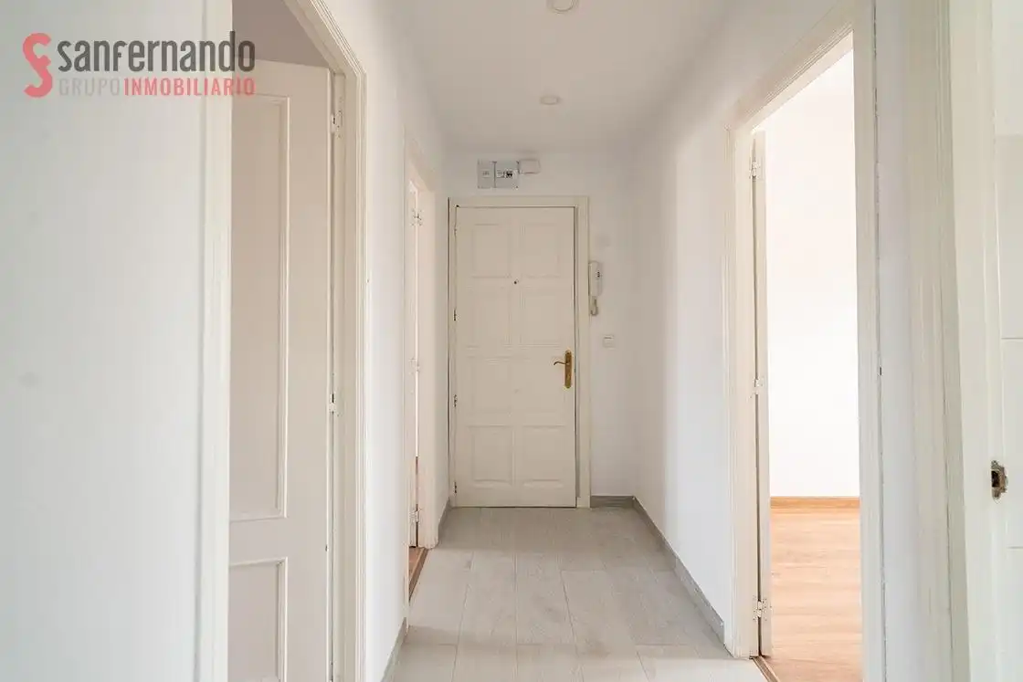 Piso en venta en Torrelavega  con Trastero