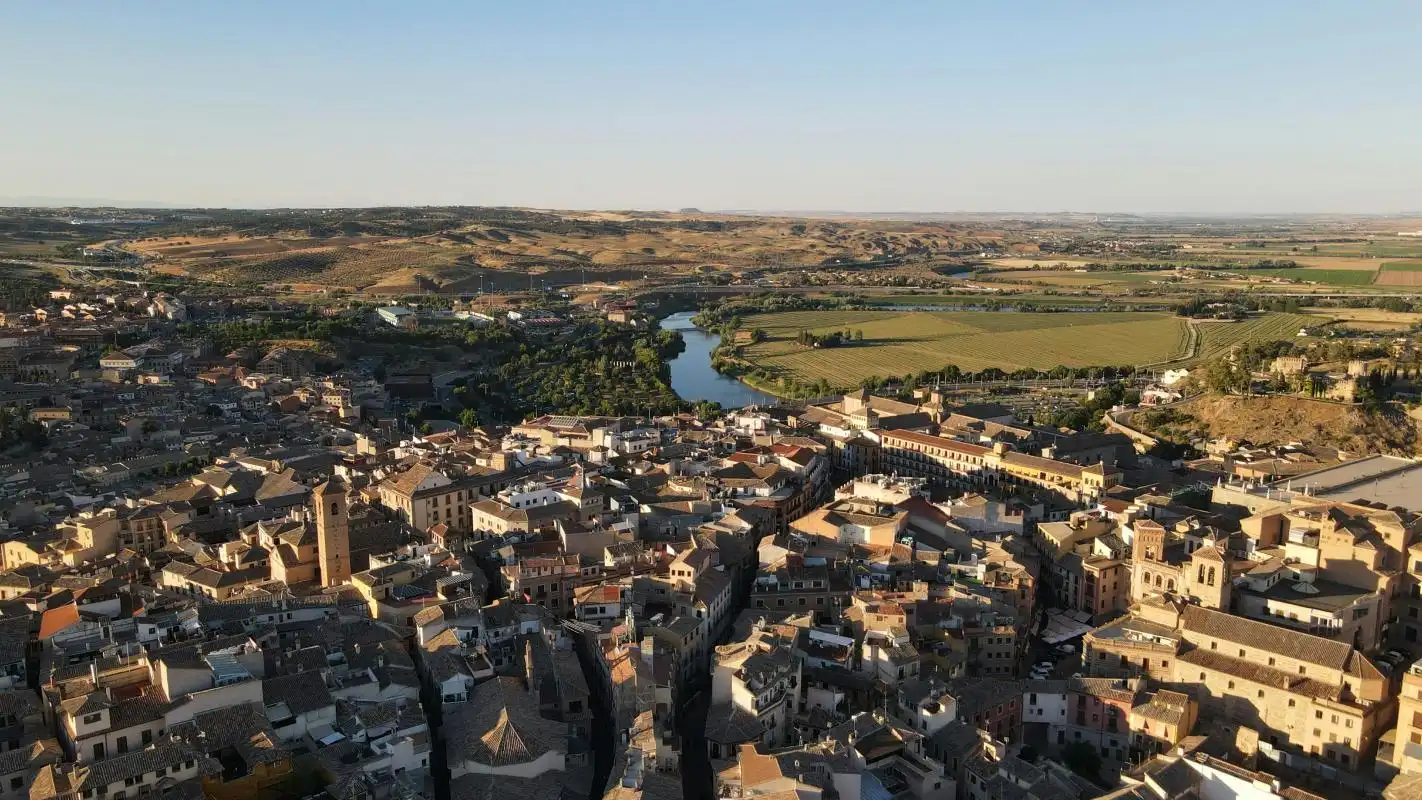 Vista exterior de Pis en venda en Toledo amb Aire condicionat, Calefacció i Terrassa