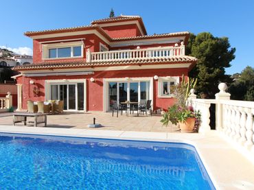 Villa con balcone in vendita a Canuta