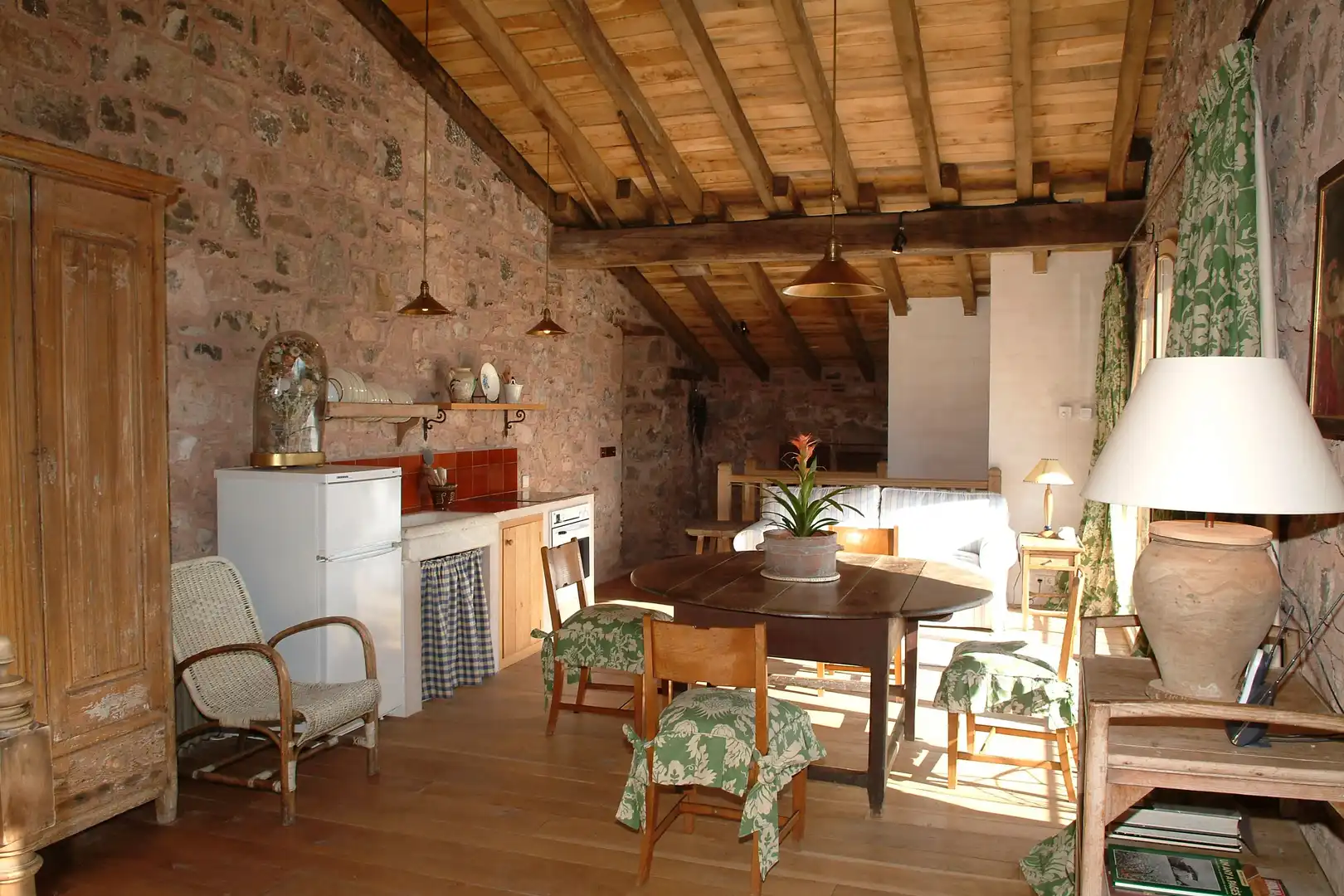 Comedor de Finca rústica en venta en Camprodon con Calefacción, Jardín privado y Terraza