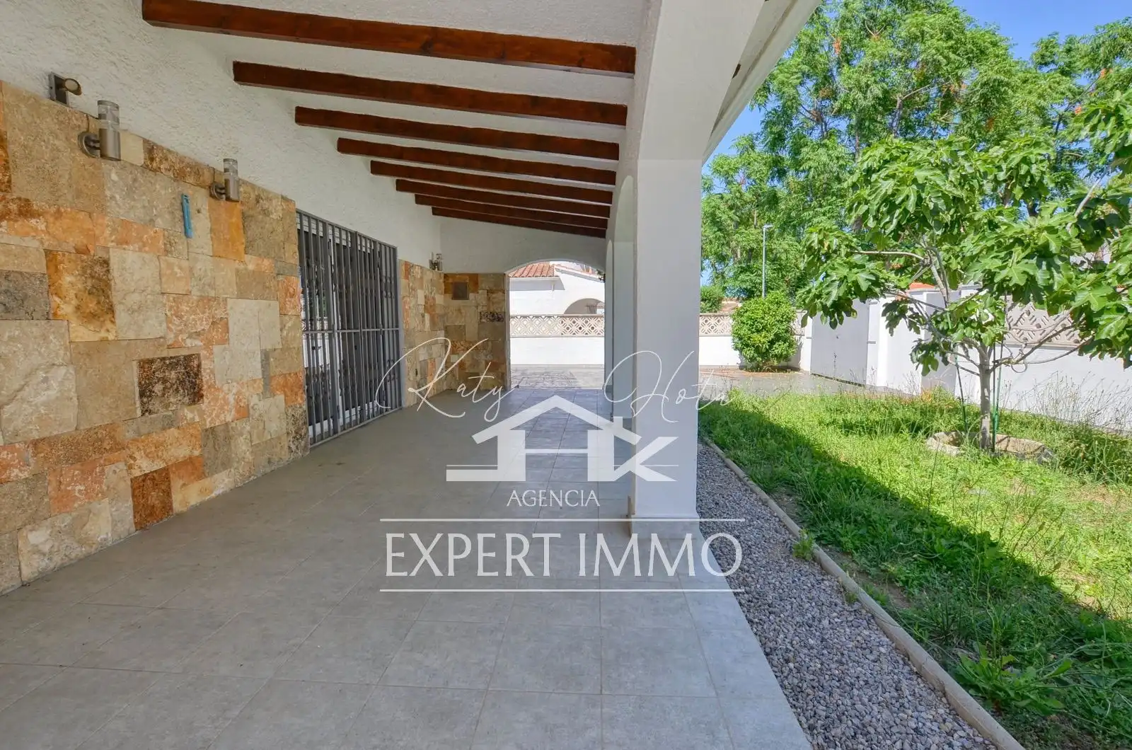 Vista exterior de Casa o chalet en venta en Empuriabrava con Calefacción, Jardín privado y Terraza