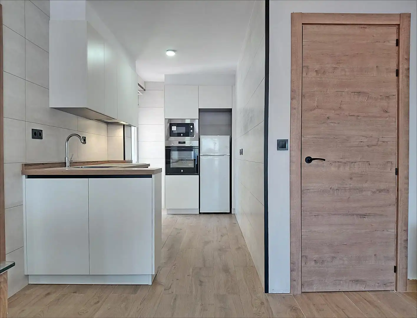 Cocina de Piso en venta en Pontevedra Capital  con Calefacción y Trastero