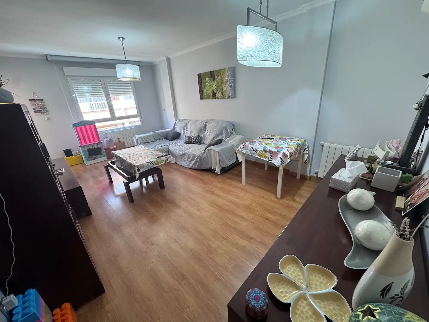 Sala de estar de Piso en venta en Villena con Aire acondicionado, Calefacción y Trastero