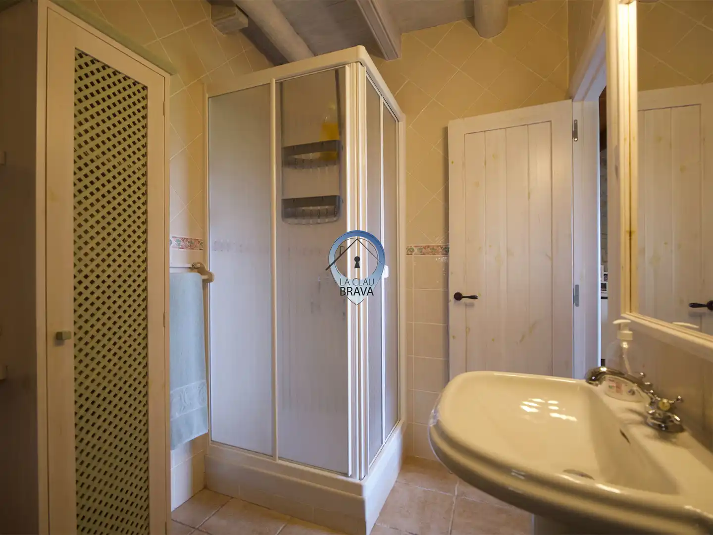 Baño de Casa o chalet en venta en Ardisa con Aire acondicionado, Jardín privado y Amueblado