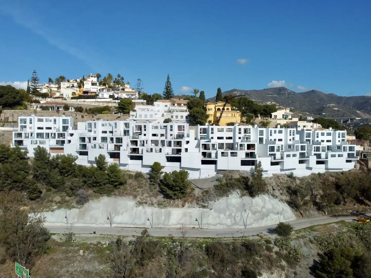 Außenansicht von Dachboden zum Verkauf in Almuñécar mit Klimaanlage, Terrasse und Schwimmbad