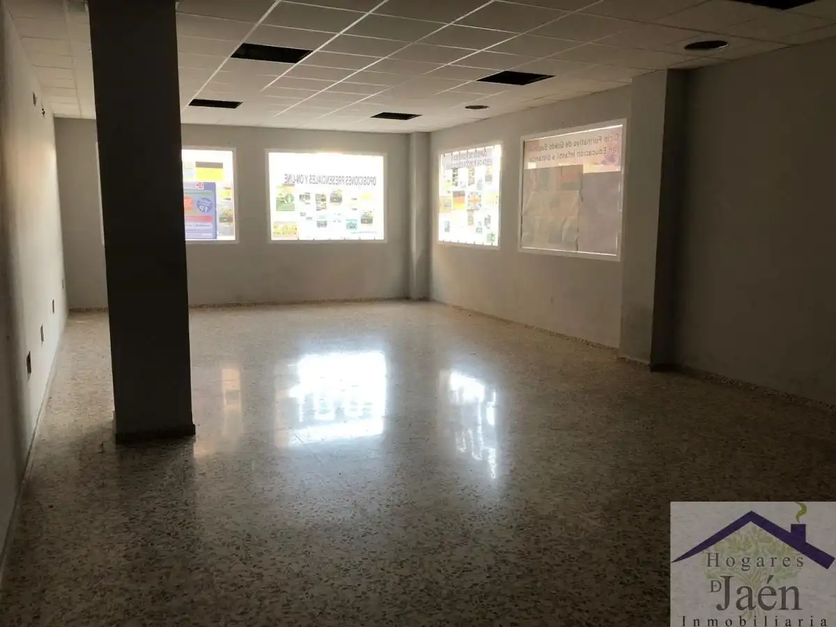 Local comercial en venda a Calle Alfonso X el Sabio, imagen 2