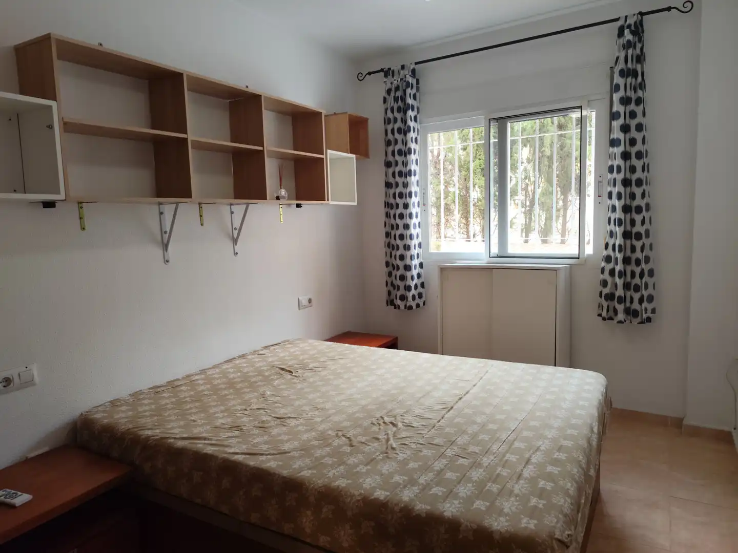 Habitación de Piso en venta en Murcia con Trastero y Amueblado