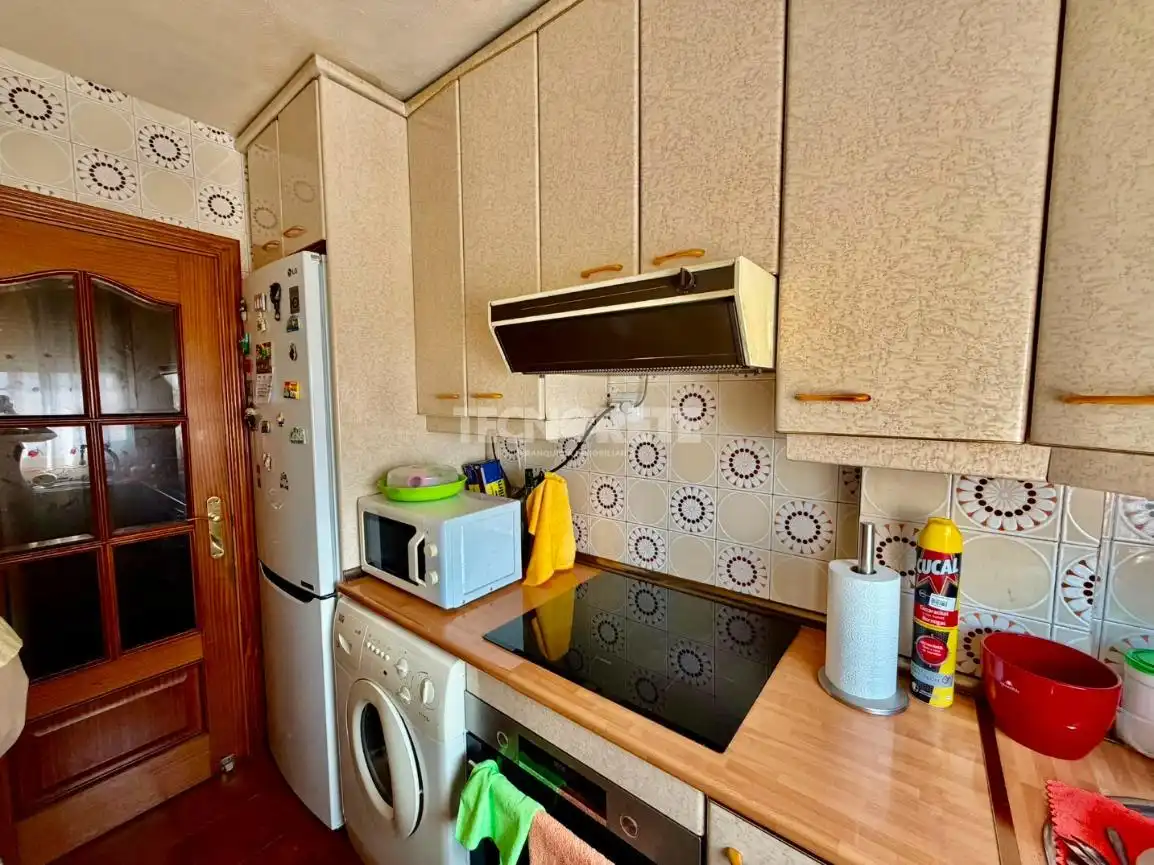 Kitchen of Flat for sale in Madrid