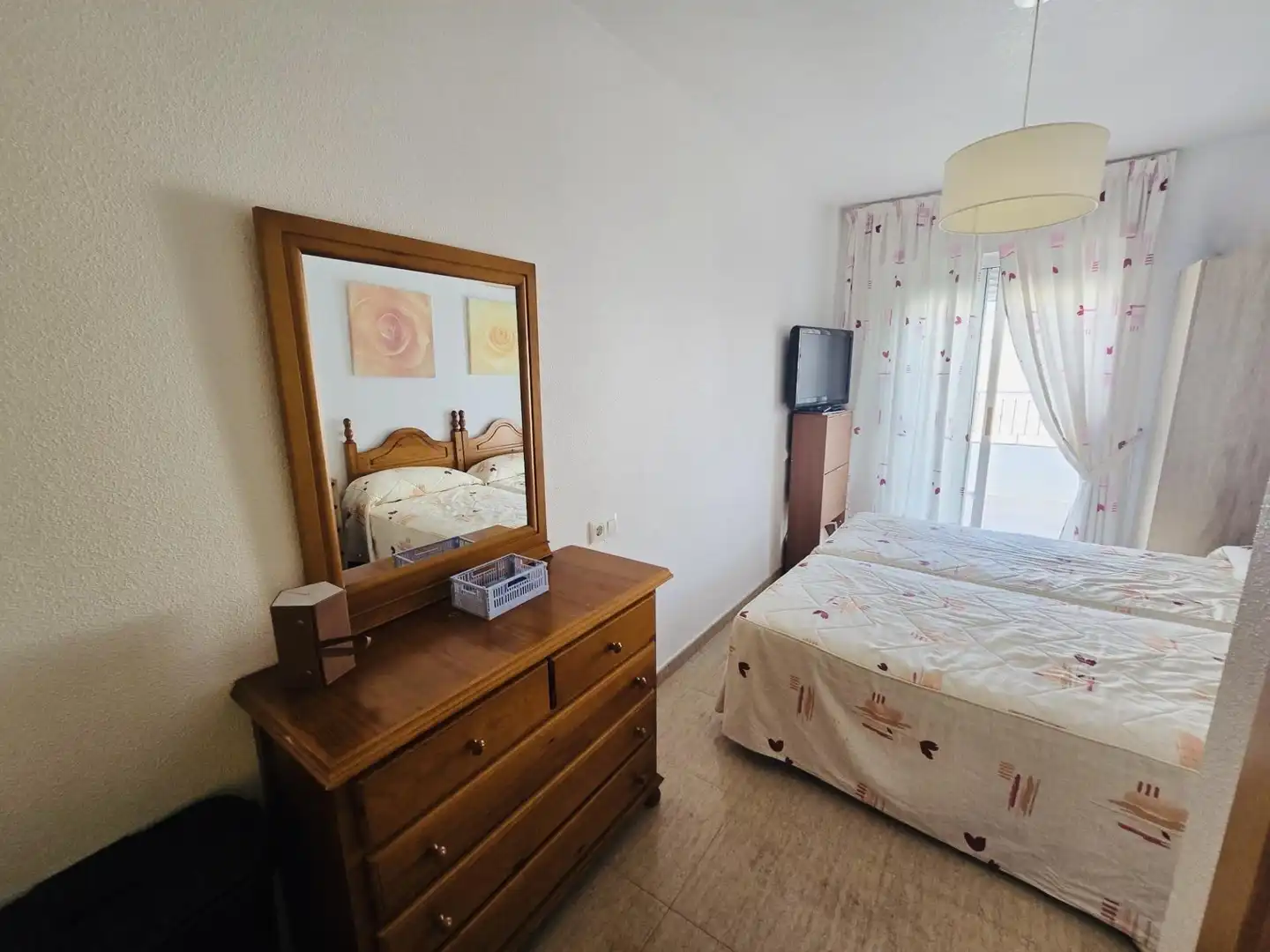 Schlafzimmer von Wohnung zum Verkauf in Torrevieja mit Klimaanlage, Heizung und Privatgarten