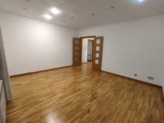 Pis de lloguer en  Barcelona Capital amb Calefacció, Parquet i Forn