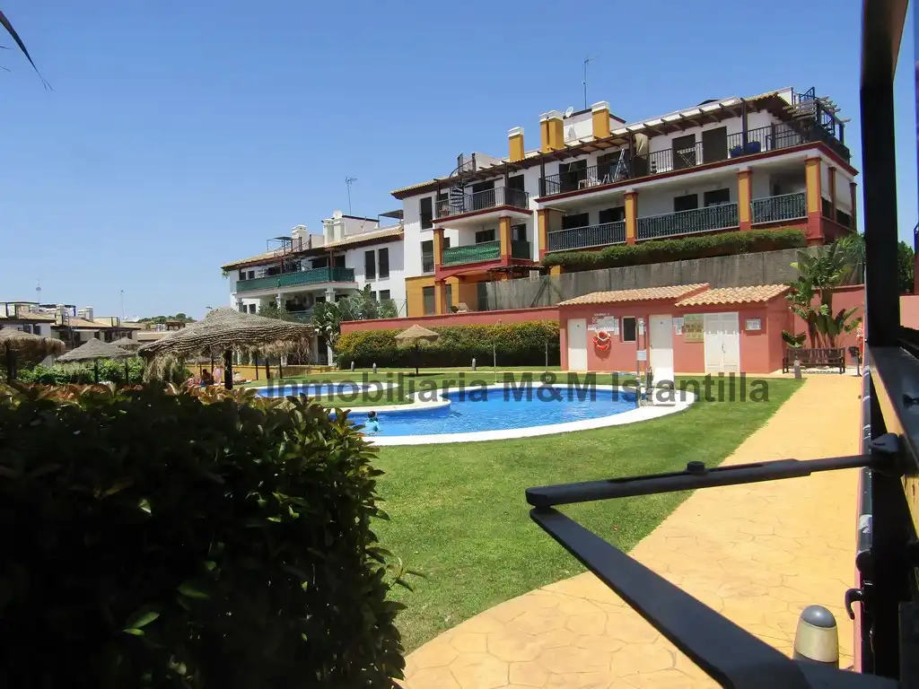 Vista exterior de Apartamento en venta en Ayamonte con Jardín privado, Amueblado y Horno