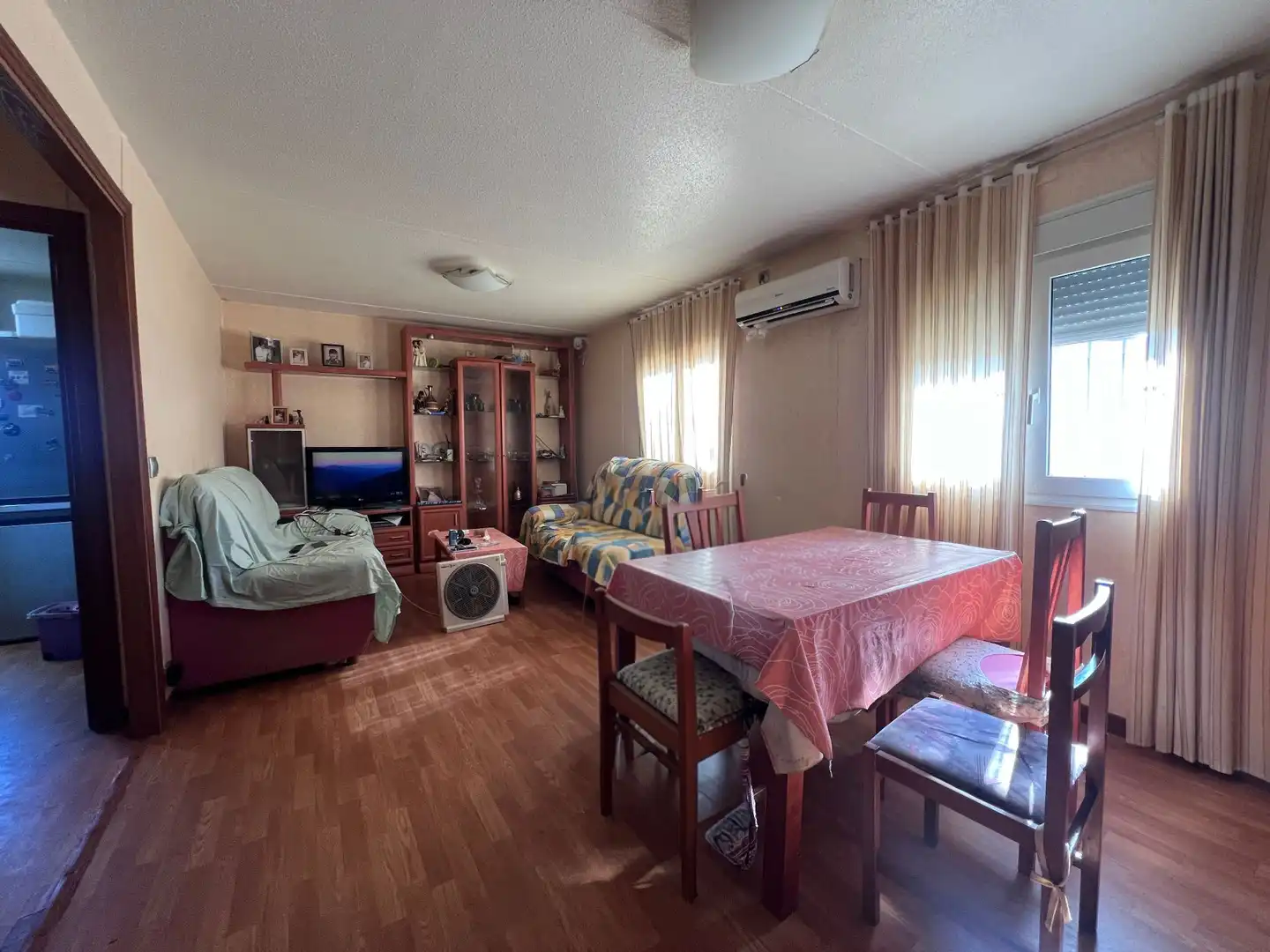 Sala de estar de Casa o chalet en venta en Hormigos con Aire acondicionado, Calefacción y Jardín privado