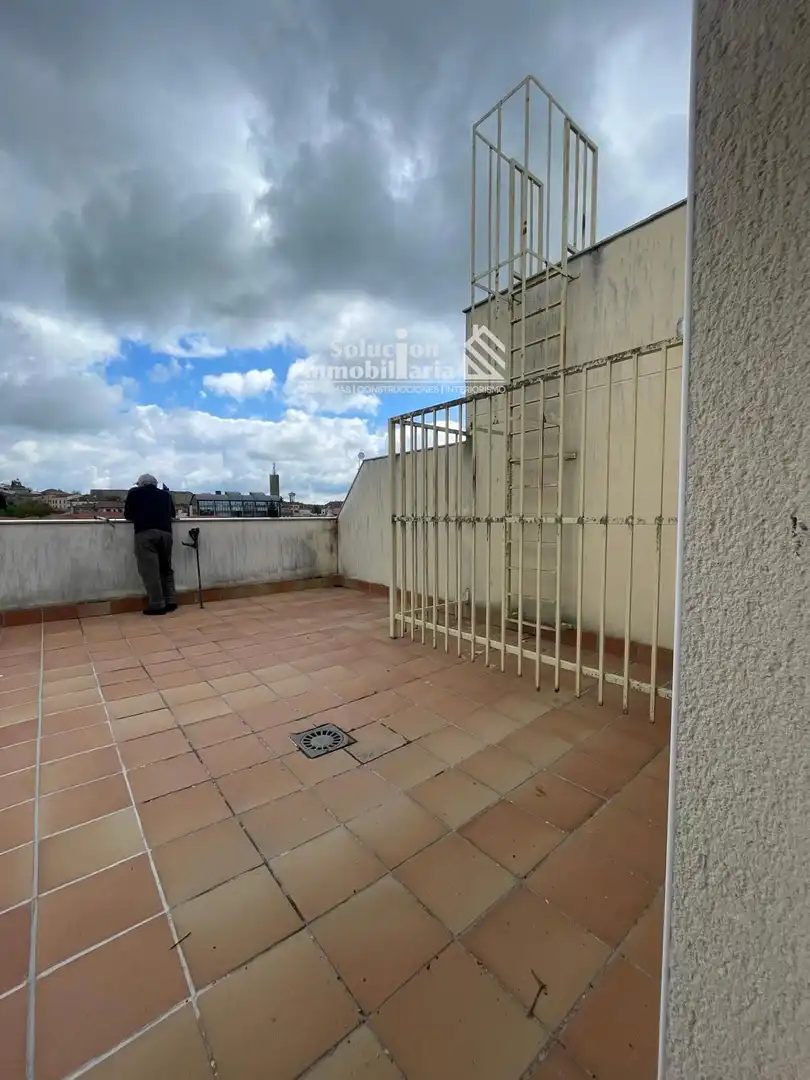 Exterior view of Attic for sale in Ledesma  with Heating, Terrace and Furnished