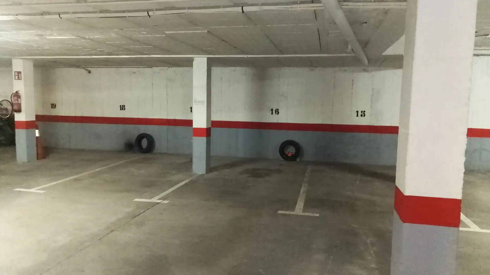 Parking of Garage for rent in Girona