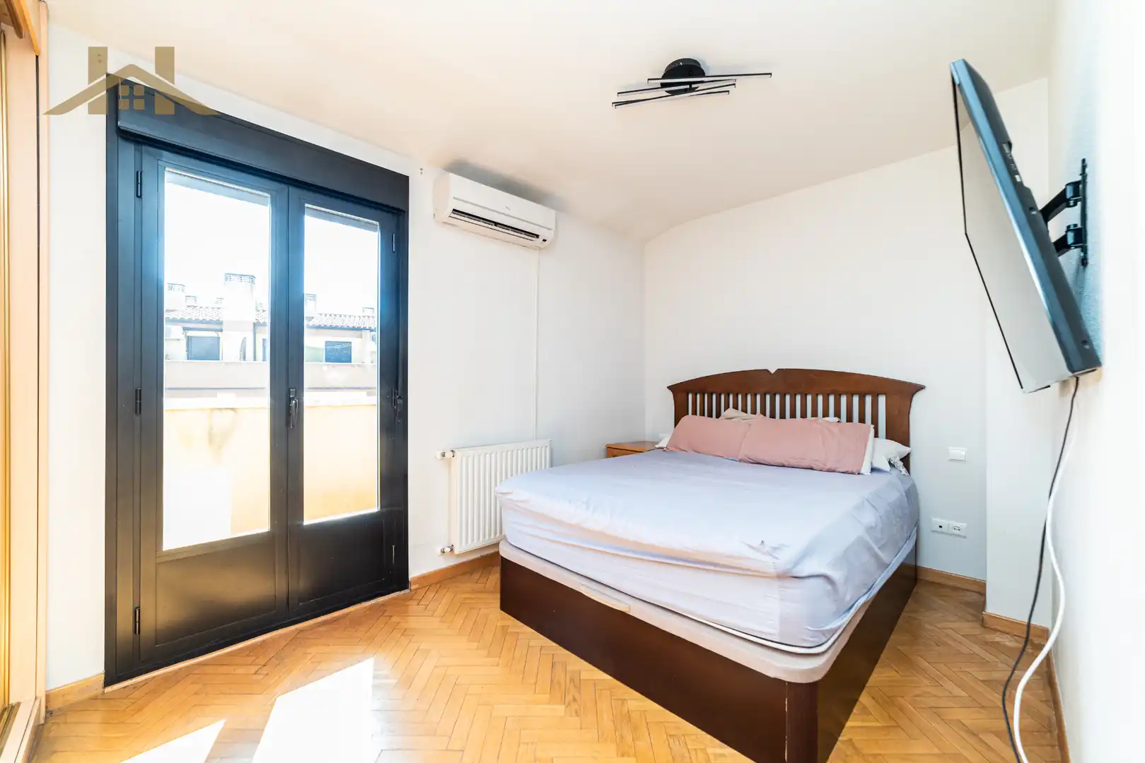 Bedroom of Flat for sale in Pinto  with Air Conditioner, Heating and Terrace