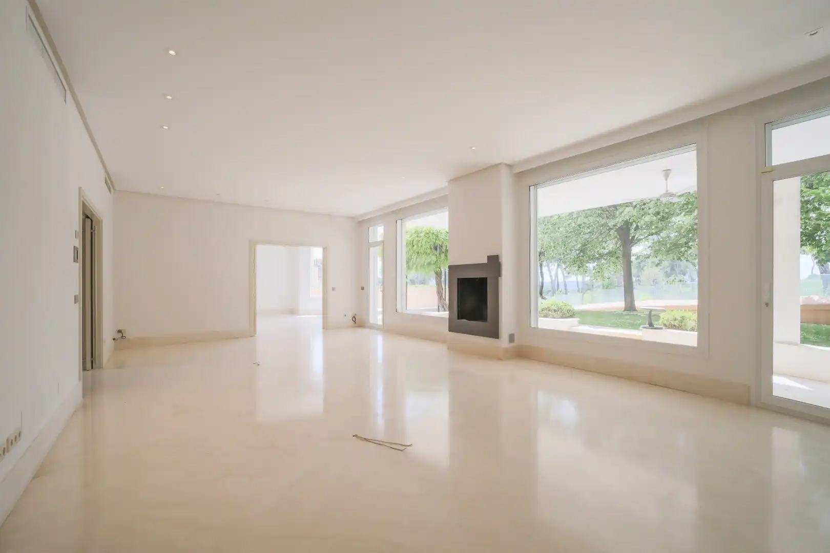 Living room of Houses for rent in Madrid  with Air Conditioner, Heating and Private garden