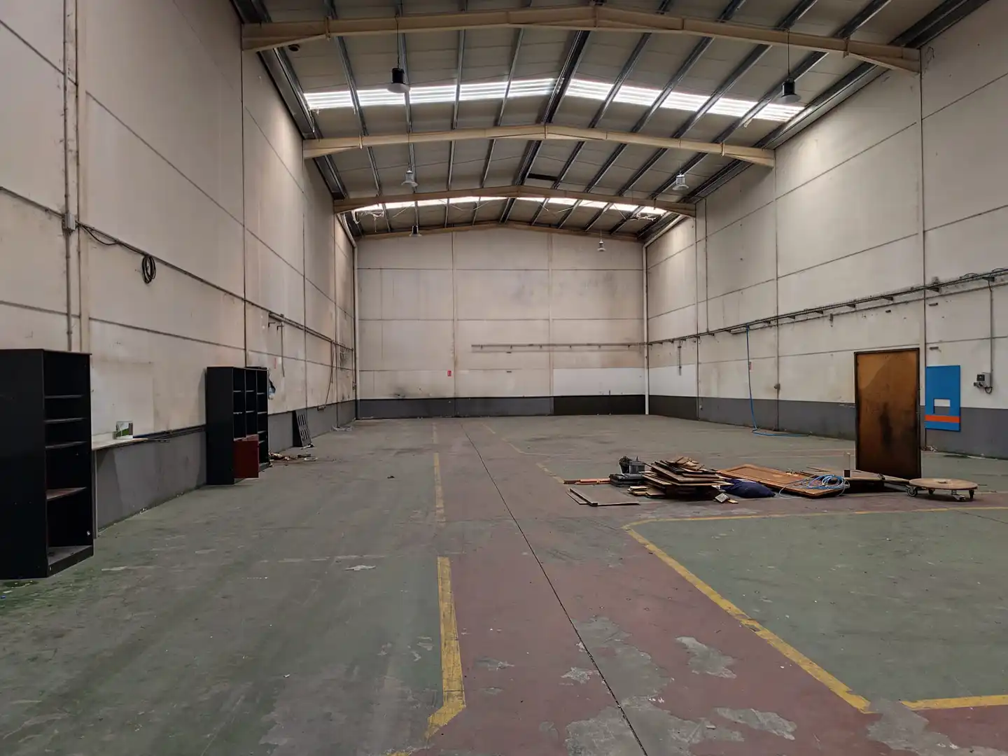 Fabrikhallen zur Miete in Valladolid