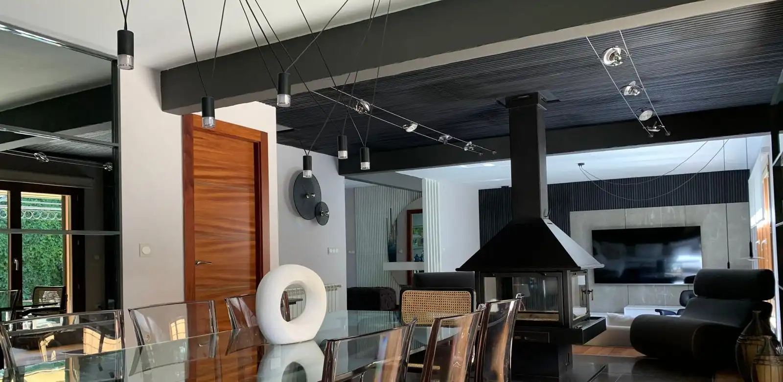 Comedor de Casa o chalet en venta en Boadilla del Monte con Aire acondicionado, Calefacción y Jardín privado