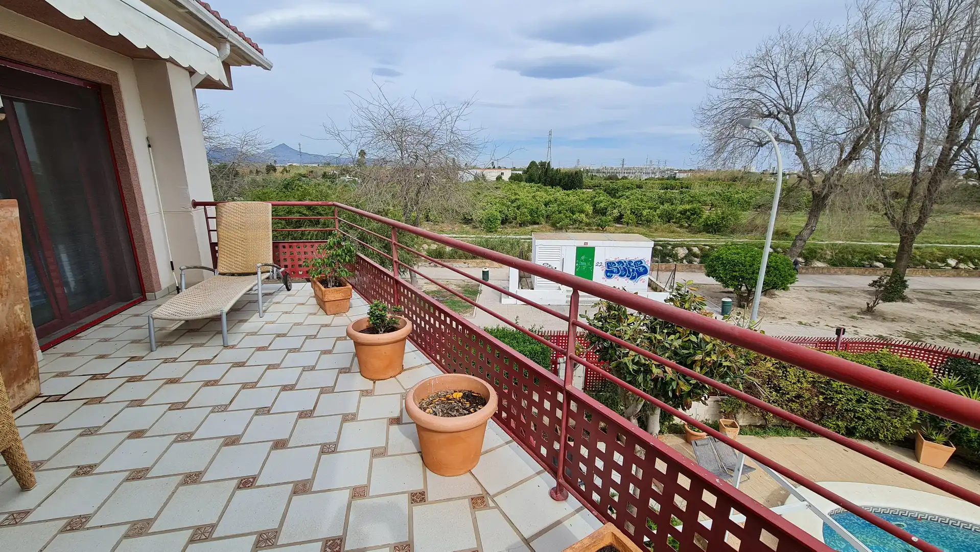 Terrassa de Casa o xalet en venda en Oliva amb Aire condicionat, Calefacció i Jardí privat