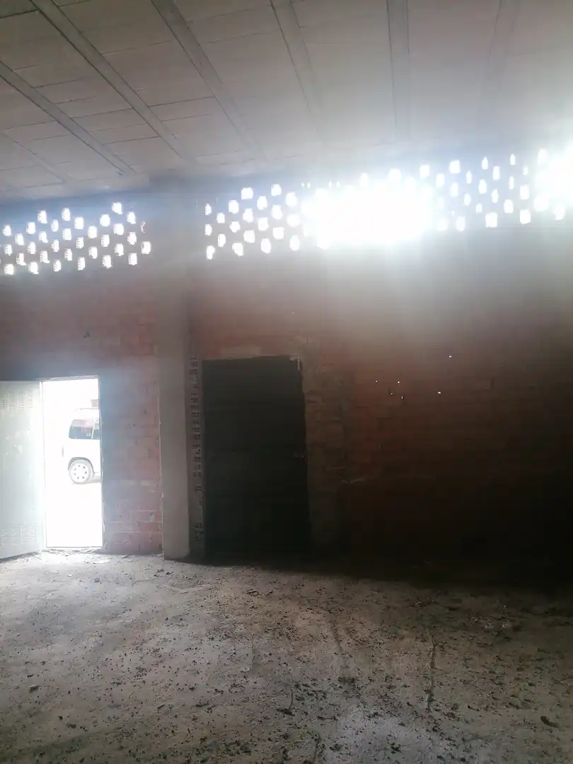 Business premises for sale in La Carlota