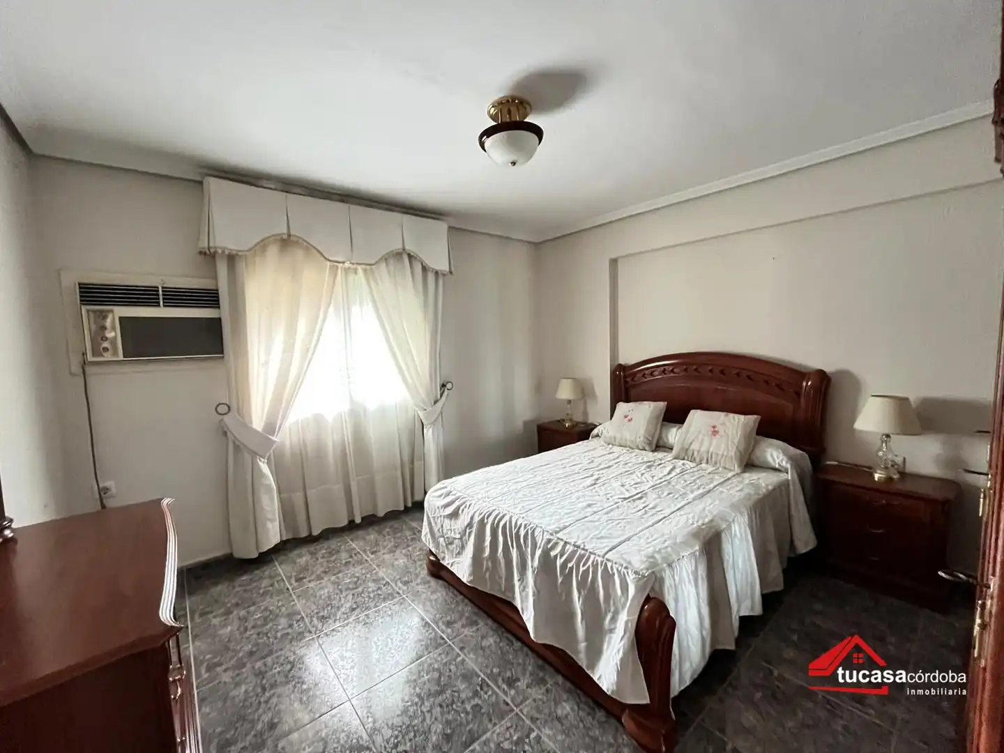 Bedroom of Flat for sale in Córdoba  with Air Conditioner and Terrace