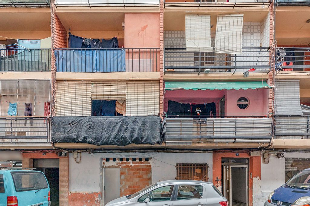 Vista exterior de Piso en venta en Torrent