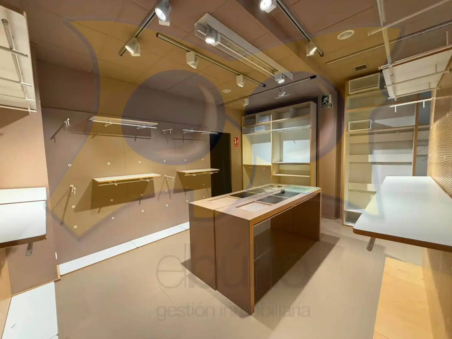Local comercial de lloguer a Centro, imagen 7