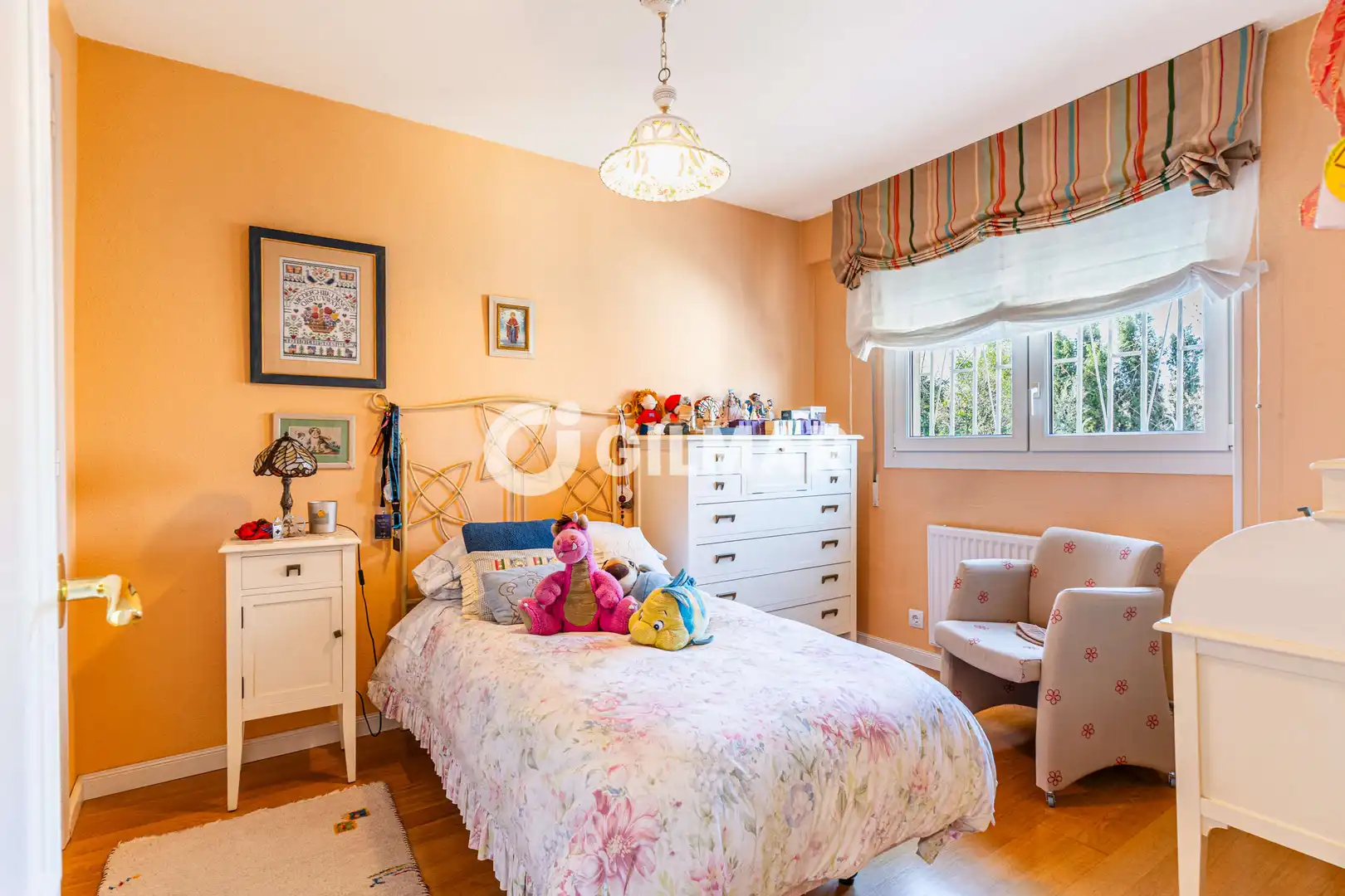 Habitación de Casa adosada en venta en Monte Rozas