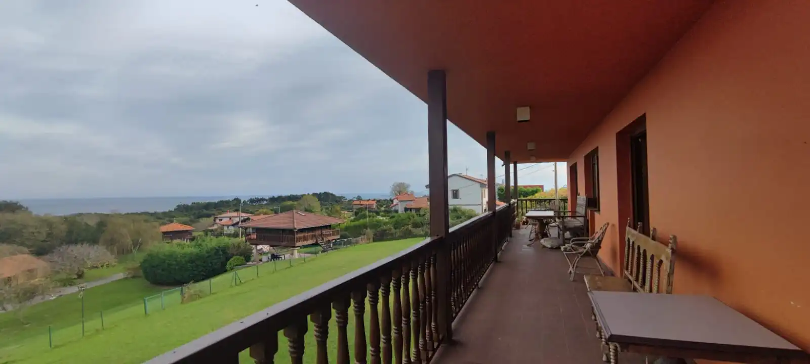 Terrasse von Country house zum Verkauf in Llanes mit Heizung, Privatgarten und Terrasse