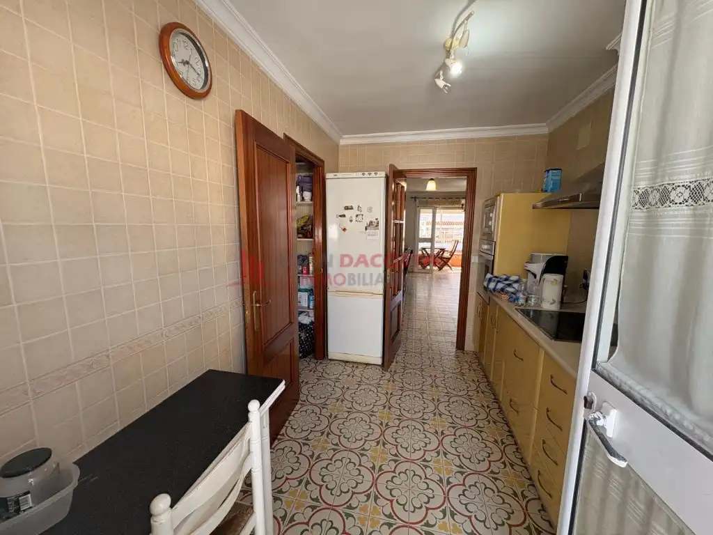 Cuina de Casa o xalet en venda en La Antilla amb Moblat