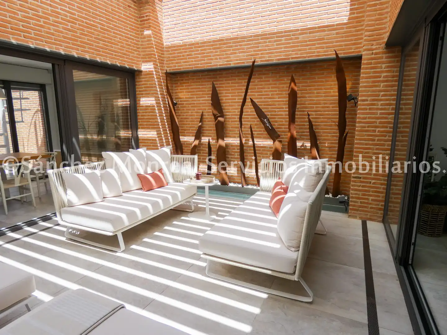 Terraza de Casa o chalet en venta en Alcázar de San Juan con Aire acondicionado, Calefacción y Jardín privado