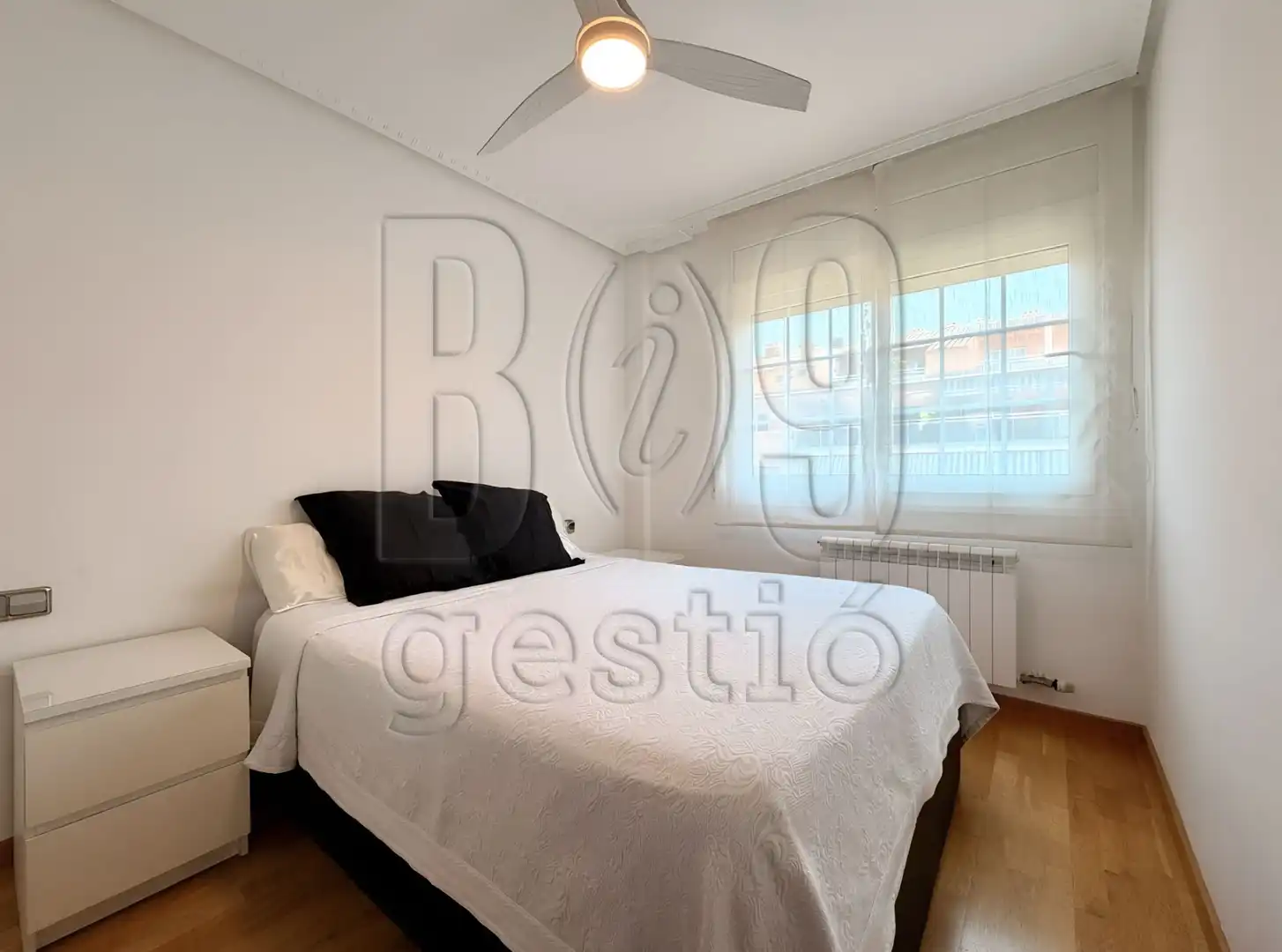 Schlafzimmer von Wohnung zum Verkauf in Tarragona mit Klimaanlage, Heizung und Terrasse