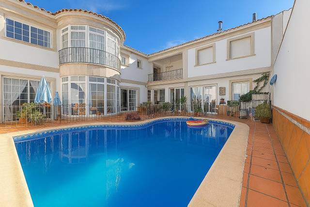 Casa-chalet en Venta en Calle VALENCIA, 3 en Domeño