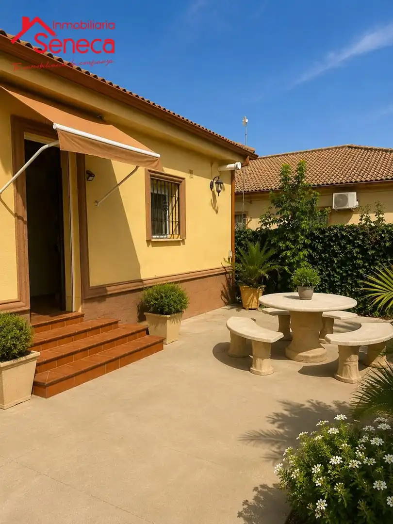 Villa con piscina in vendita a Los Chopos, imagen 5