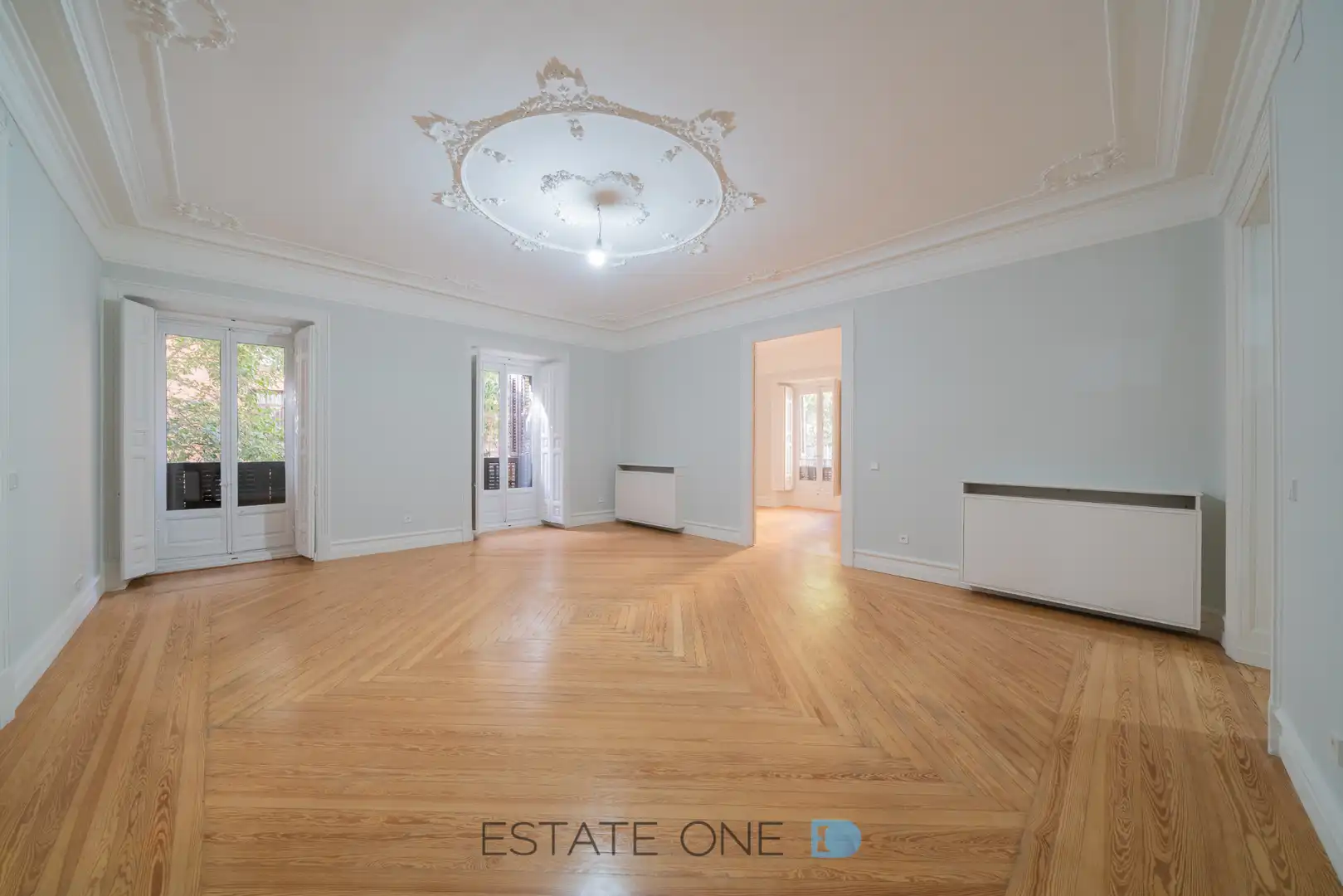 Ground floor for rent in Calle de Lope de Vega, Cortes - Huertas