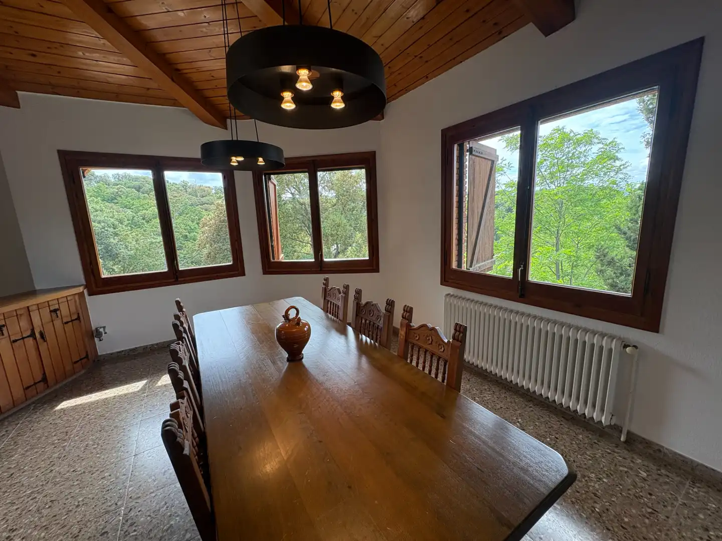 Esszimmer von Haus oder Chalet zum Verkauf in Vallgorguina mit Heizung und Privatgarten