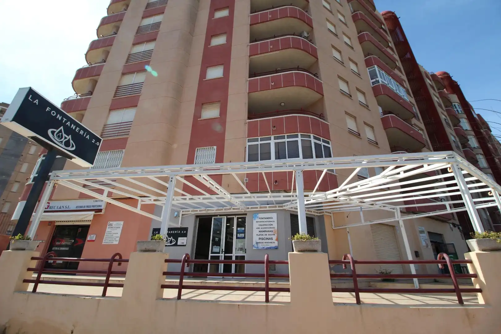 Exterior view of Commercial properties for rent in Oropesa del Mar / Orpesa  with Terrace