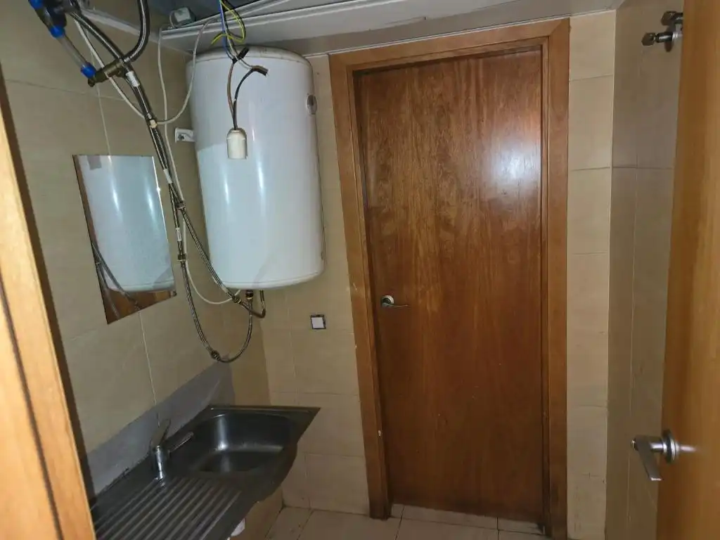 Local comercial en venda a Carrer de Benavent 14, imagen 3